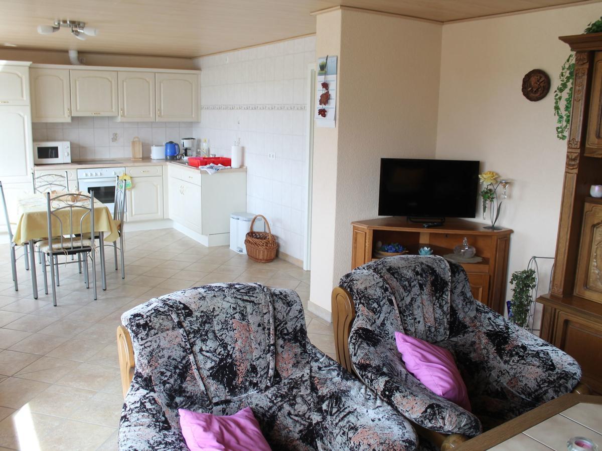 Spacious Apartment In Brusow With Garden Kröpelin Esterno foto