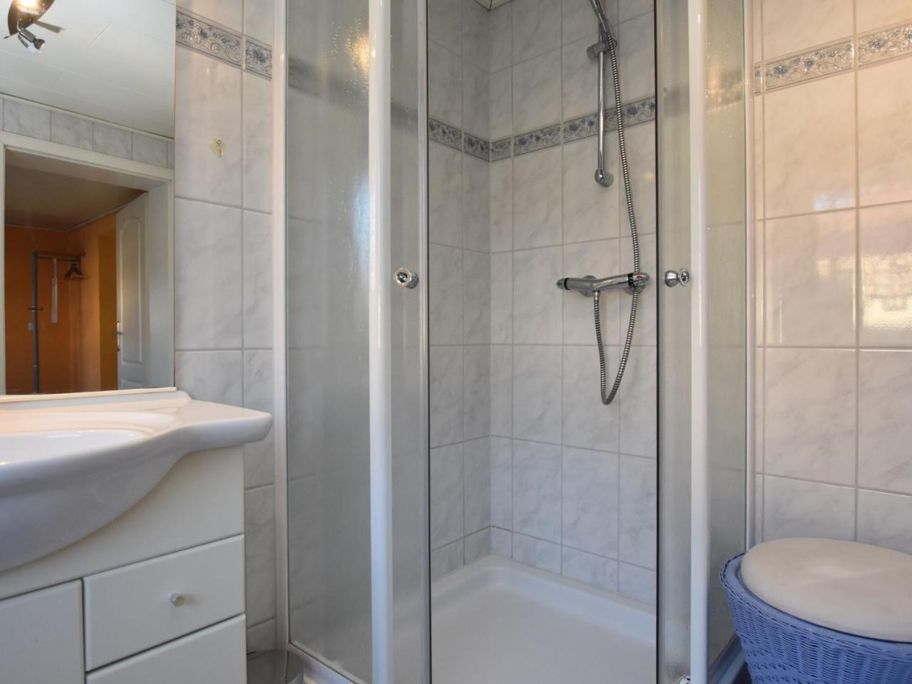 Spacious Apartment In Brusow With Garden Kröpelin Esterno foto