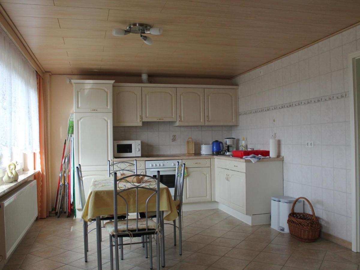 Spacious Apartment In Brusow With Garden Kröpelin Esterno foto